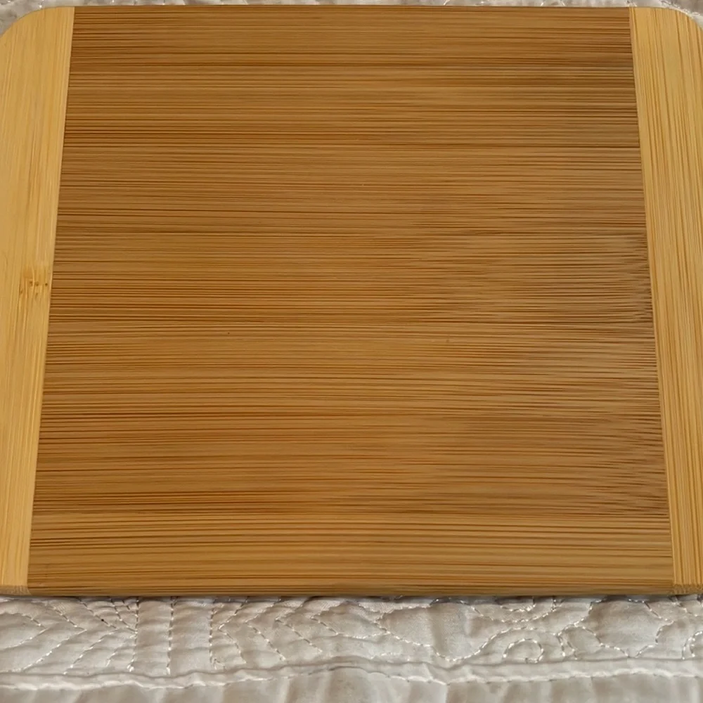 Disney Cutting Board - 2018 Food and Wine‎ Festival - Passholder